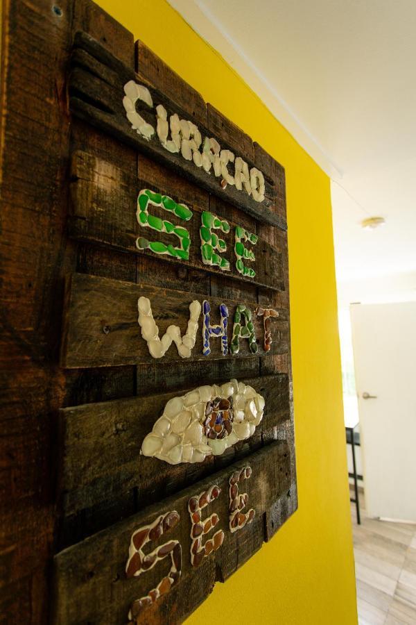 Westpunt Beach Apartments Вилемстад Екстериор снимка