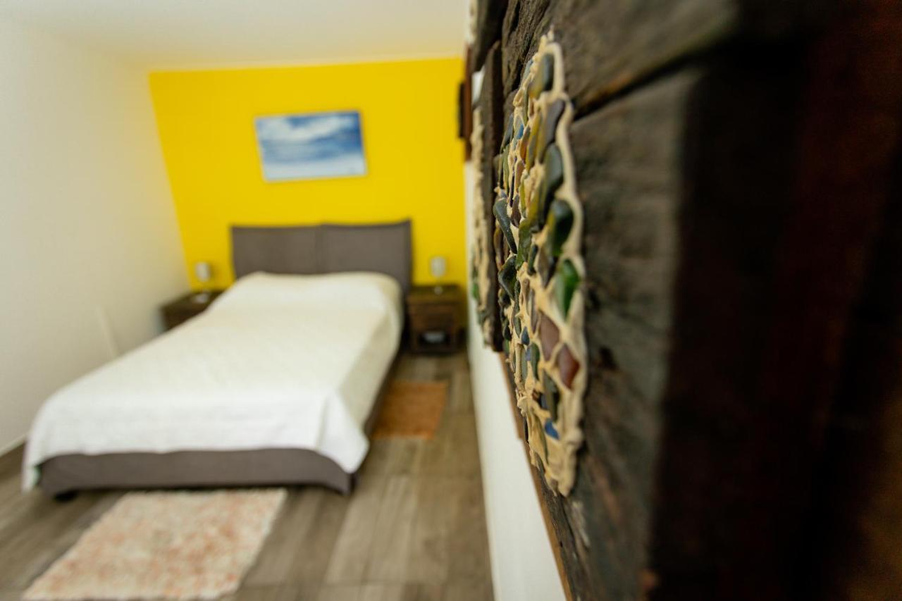 Westpunt Beach Apartments Вилемстад Екстериор снимка